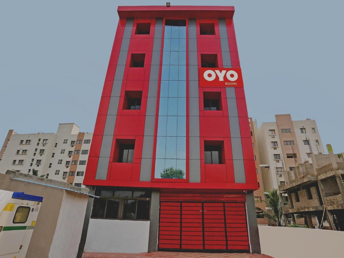 Super Collection O Aryan Hotel Khandagiri Exterior photo